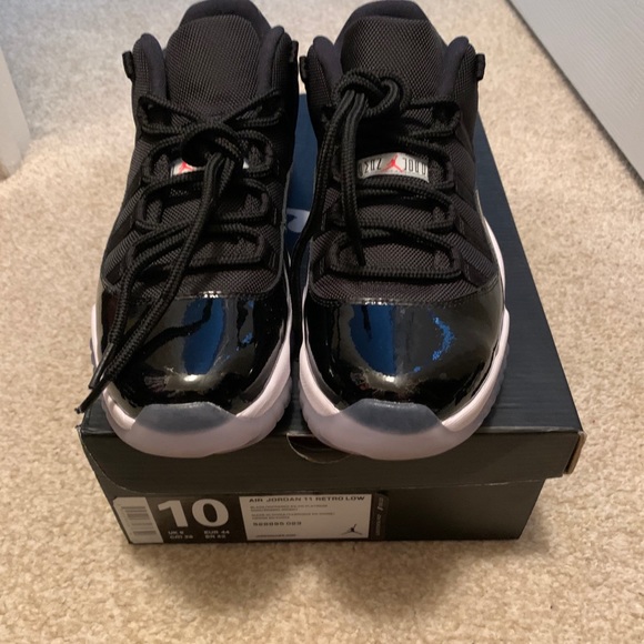 Jordan 11 low - Picture 5 of 7